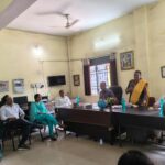 शैक्षिक गुणवत्ता, विद्यालय एवं विद्यार्थियों के समग्र विकास हेतु चांदमारी में हुई बैठक