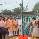 शासकीय उच्चतर माध्यमिक विद्यालय चांदमारी रायगढ़ में हर्षोल्लास के साथ मनाया गया स्वतंत्रता दिवस,उमड़ा जनसैलाब